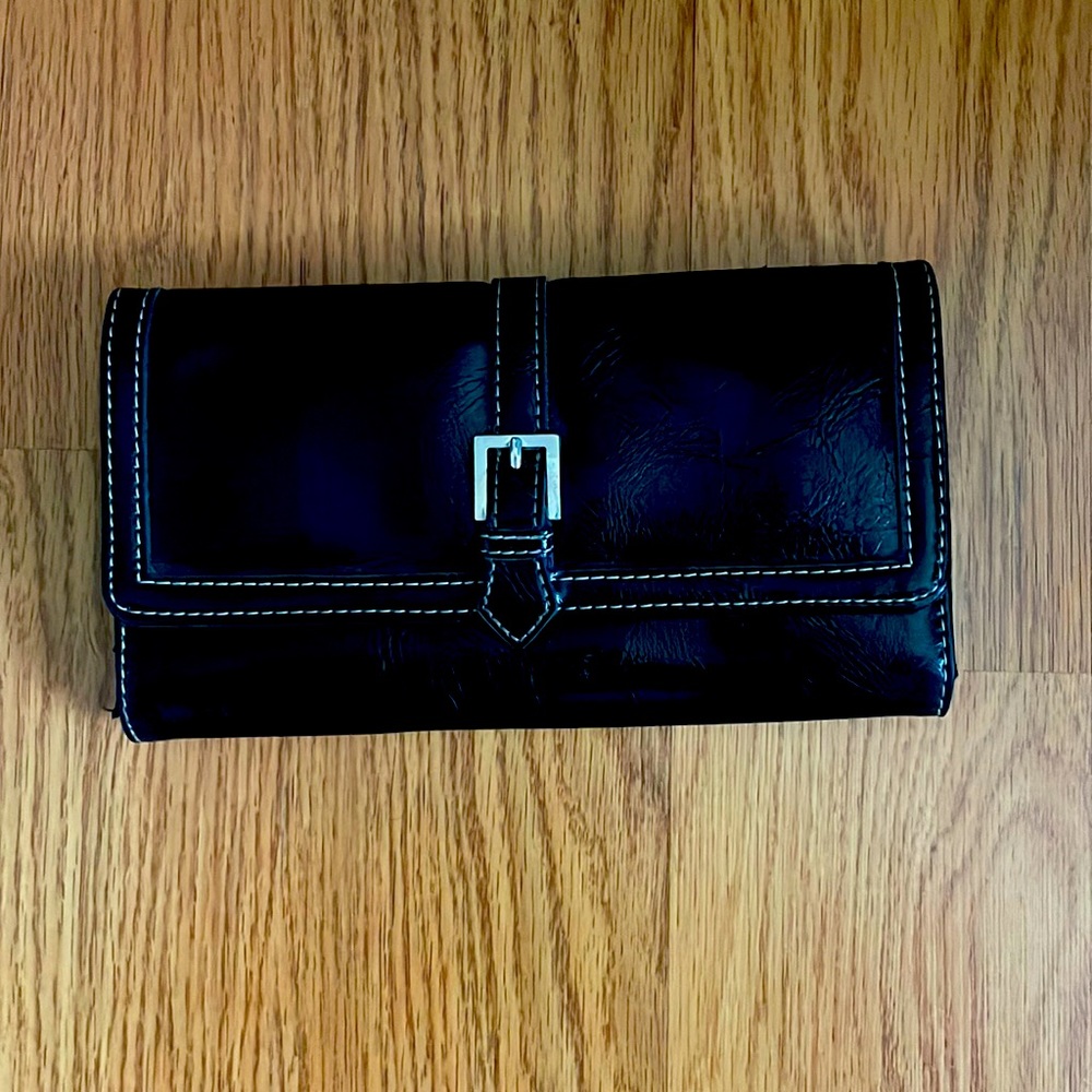 Nine & Co. black wallet